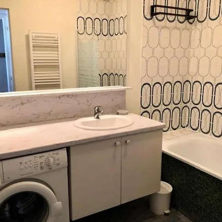 Britania - Location De - - T2 Face - Immeubles En Vagues Mae-2901 *